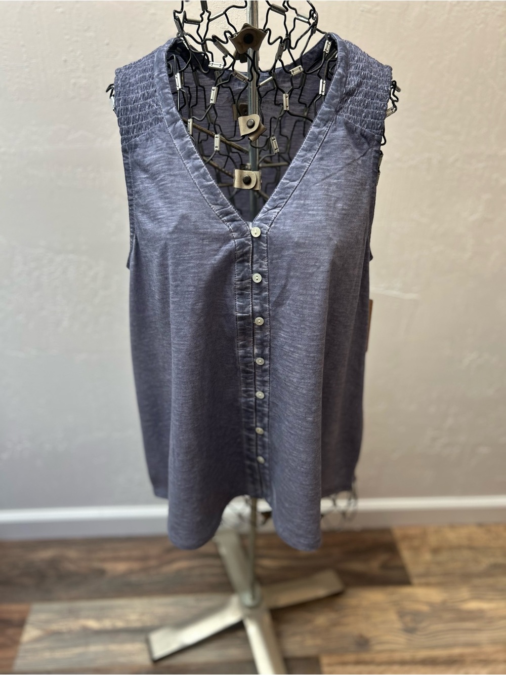 North River Blue Sleeveless Top V Neck Button Front Smocked Medium